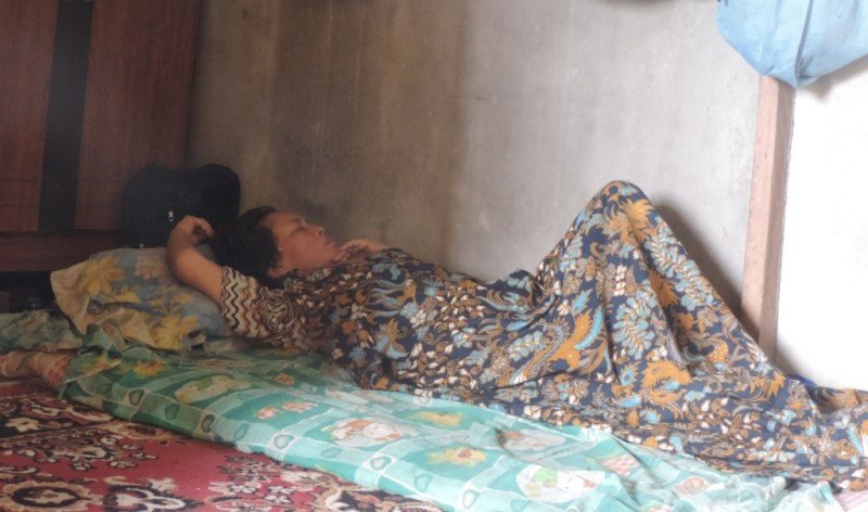 Alusia warga Padong, Desa Sungai Ayak II, Kecamatan Belitang Hilir menderita kanker payudara selama setahun butuh bantuan
