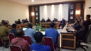 Kisruh Dengan PTPN XIII, Warga Meliau Ngadu ke DPRD