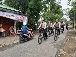 Siaga Kamtibmas, Polisi Patroli Gunakan Sepeda