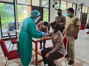 96 Personel Polres Kubu Raya Dirapid Test