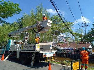 Tarif Listrik Golongan Rendah Turun Mulai Hari Ini