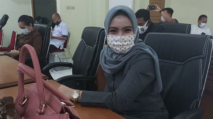 Anggota DPRD Kota Singkawang, Sitti Syamsiah Hutapea