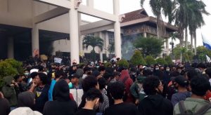 114 Pendemo di Pontianak Diamankan, 3 Orang Positif Covid