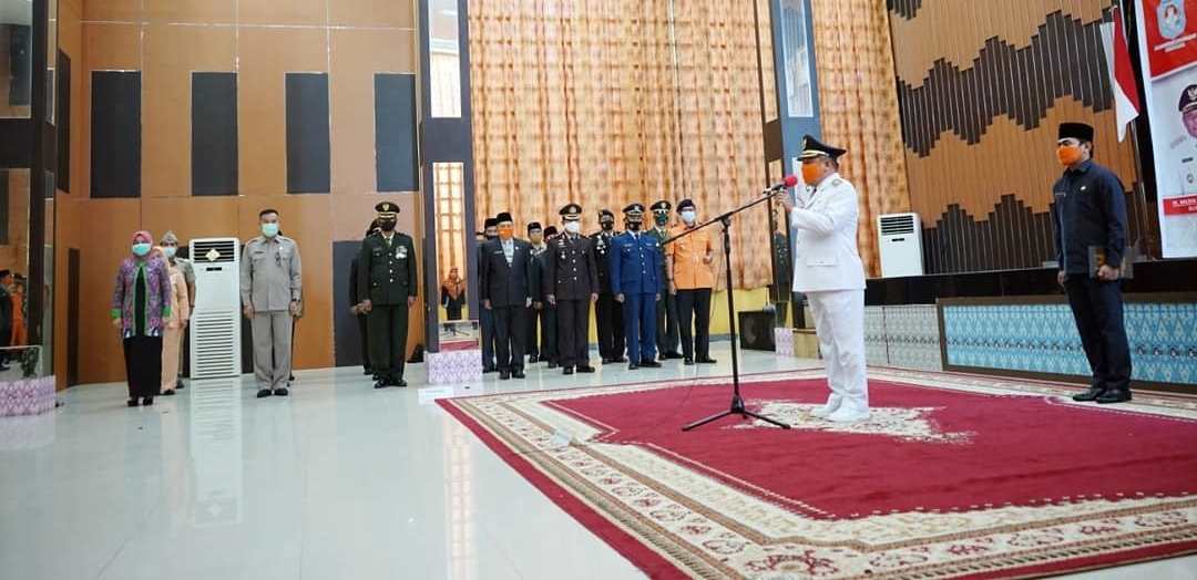 Bupati Kubu Raya saat menjadi Inspektur Upacara Peringatan Hari Pahlawan ke-75.