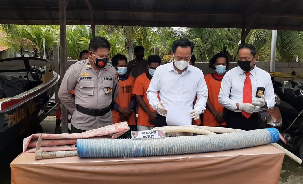 Polres Singkawang saat konfrensi pers penangkapan pelaku PETI di kawasan Danau Biru.