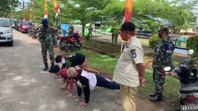 Terjaring Operasi Yustisi Disanksi Sosial. Ada yang tak Hapal Pancasila