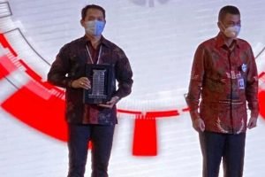 Terbanyak Tangani Korupsi, Ditreskrimsus Polda Kalbar Dianugrahi Penghargaan KPK