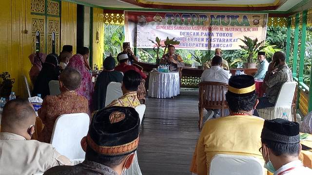 Pertemuan Kapolres dengan tokoh-tokoh Melayu Istana Surya Negara.