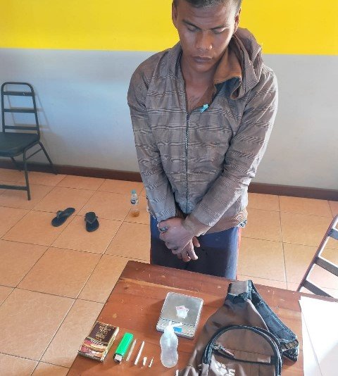 Polsek Kubu berhasil menangkap GT (26) warga Desa Jangkang Kecamatan Kubu di Kabupaten Kubu Raya dalam kasus narkoba.