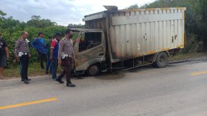 Tabrakan Maut, Sepeda Motor Terbakar, Satu Orang Meninggal Dunia