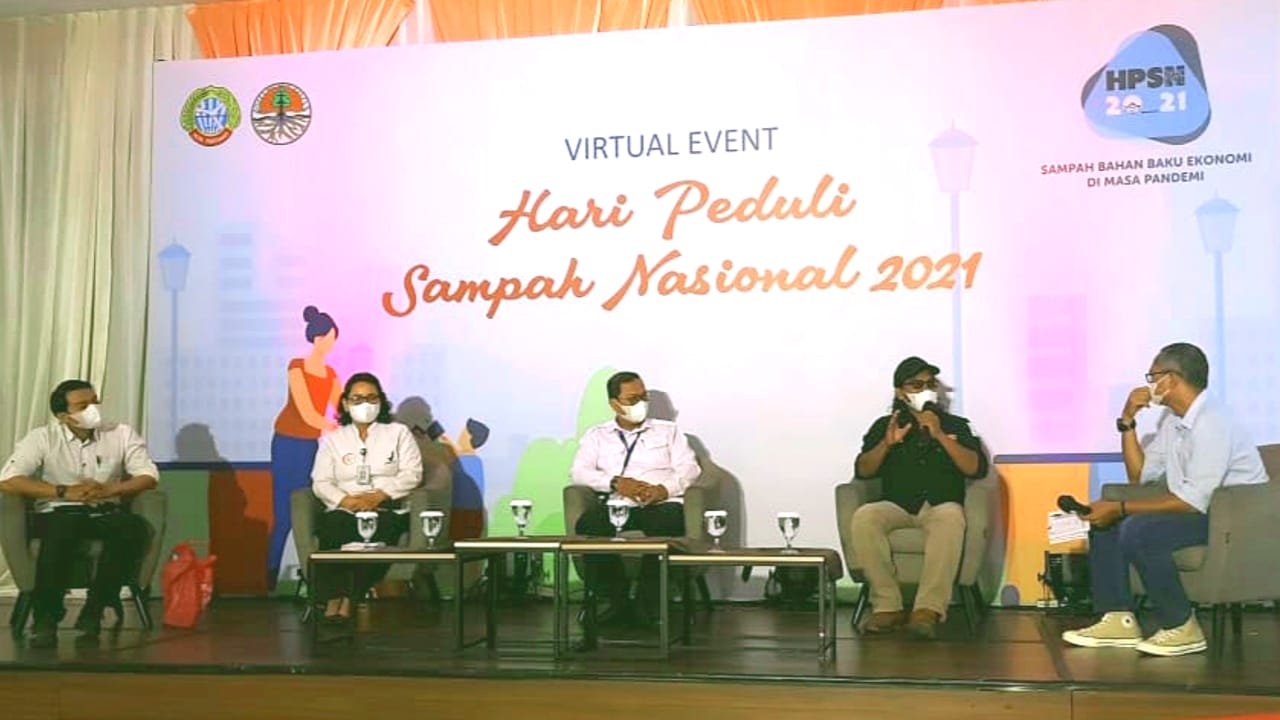 Hari Peduli Sampah Nasional (HPSN) yang diperingati secara virtual dengan menghadirkan pembudidaya maggot.