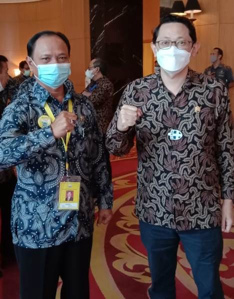 Ketua Organda Kalbar bersama Ketua Umum DPP Organda Terpilih usai Munas XVI.