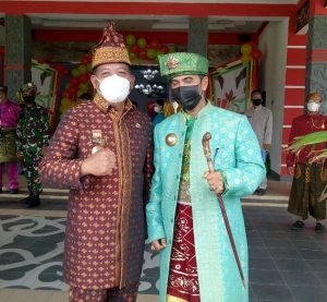 PH Gunakan Baju Adat Melayu, Ternyata Ini Maknanya