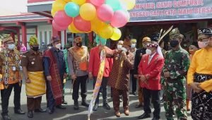 Ukir Sejarah Bangun Sanggau Dengan Berdompu