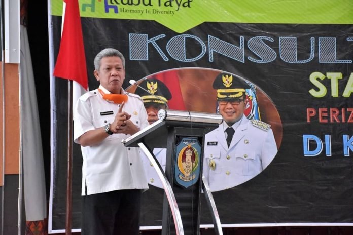 KKR-MUDA TERBITKAN REGULASI PERIJINAN BERBASIS RESIKO Bupati Kubu Raya akan meneerbitkan regulasi lokasl perijinan berbasis resiko turunan dari UU Cipta Kerja