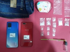 AA dan RJ tak Berkutik di Kamar Kost Temukan Sabu