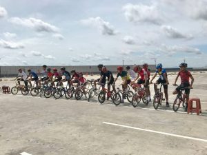 Puluhan Pelajar Latihan Bersama BMX Series di Gaia Bumi Raya City