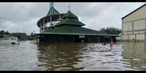 Bantuan Banjir Di Kota Sintang Tahun 2021