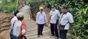 Janji Kadis BM dan SDA Perbaiki Jembatan Engkakal Ditagih