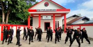 HUT ke-49, Satgas PDIP Teriakan Yel-yel Nasionalisme