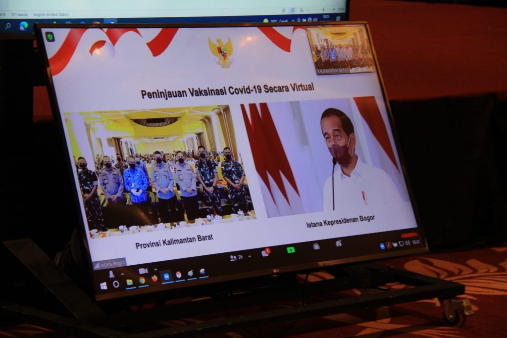 Presiden Republik Indonesia dalam pelaksanaan Vaksinasi Lansia, Anak-Anak Usia 6-11 Tahun dan Lanjutan (Booster) di 34 Provinsi Seluruh Indonesia secara virtual