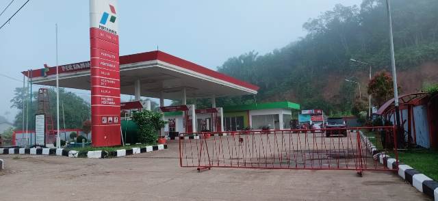 SPBU 64.785.13 yang berada di Dusun Tanjung, Desa Binjai, Kecamatan Tayan Hulu, Kabupaten Sanggau yang dirampok.