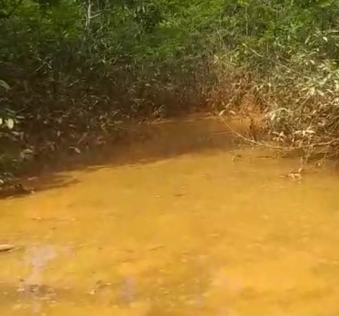 Sungai Madong Hingga Batang Ambuan Tercemar Limbah Bauksit PT. PCC