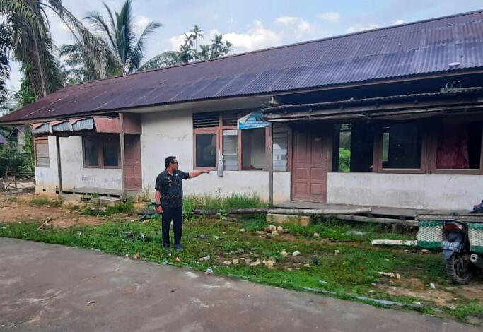 22 Tahun Terlantar, Pustu Desa Inggis Rusak Parah