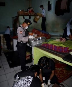 Rutan Sanggau Dirazia Malam Hari. Barang Terlarang Napi Disita