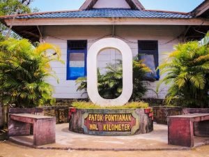 Titik O Km di Pontianak. Wajib Tahu, Ternyata Ini Artinya