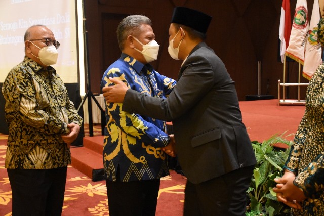 Bupati Kubu Raya menghadiri pelantikan Rektor IKIP PGRI Pontianak masa bakti 2022 - 2026.