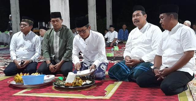 Paguyuban Jawa Ketapang menggelar berbagai kegiatan adat budaya yang diawali dengan grebeg 1 Suro 1956 tahun Saka tepat 1 Muharram 1444 Hijriah pada Jumat (29/7) dengan tema Makaryo Mbangun Projo.