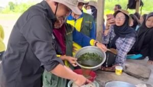 Petani Racik Pestisida Nabati Antisipasi Hama