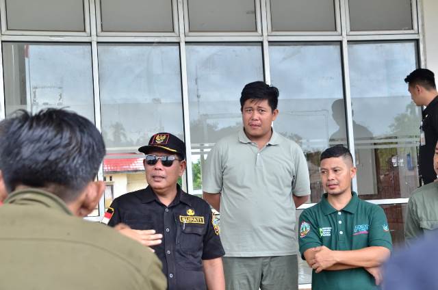 Bupati Kayong Utara, Citra Duani memastikan pemerintah daerah terus meningkat pelayanan kesehatan bagi masyarakat secara merata hingga ke daerah-daerah terpencil di Kabupaten Kayong Utara.