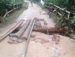 Infrastruktur Akses Tiga Desa Rusak