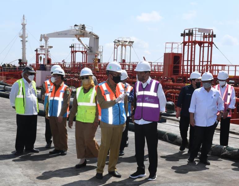 Presiden RI Joko Widodo saat meresmikan Pelabuhan Internasional Kijing di Kabupaten Mempawah waktu lalu. Pemprov Kalbar pun melirik potensi PAD di Pelabuhan Kijing ini