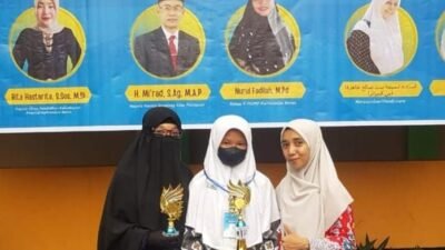 Nayla Salsabila berhak mewakili Kalimantan Barat di tingkat nasional Olimpiade Bahasa Arab pada awal November 2022.