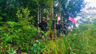 Tentara Nasional Indonesia (TNI) dan Tentara Diraja Malaysia (TDRM) terus meningkatkan patroli di perbatasan RI - Malaysia.