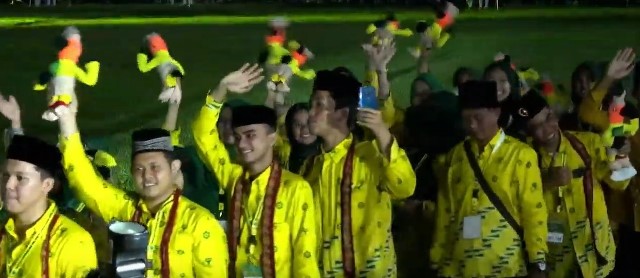 Kafilah Ketapang yang berhasil meloloskan 13 peserta ke babak final di ajang MTQ XXX tingkat Provinsi Kalimantan Barat yang berlangsung di Stadion Tentemak Kabupaten Ketapang