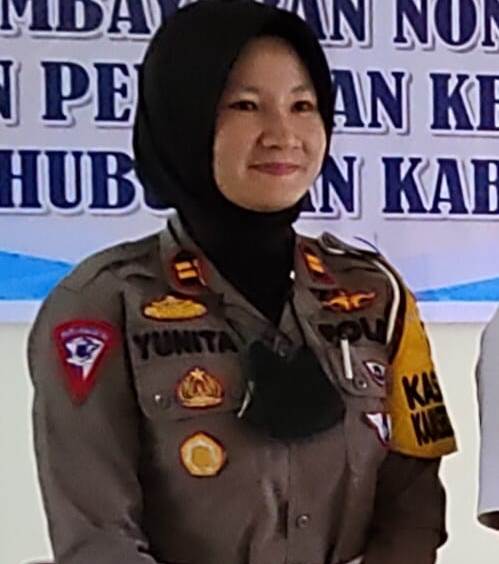 Kasat Lantas Polres Sanggau, Iptu Yunita Puspita