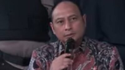 Brigjen Pol Pipit Rismanto yang sebelumnya menjabat sebagai Direktur Tindak Pidana Tertentu (Dirtipidter) Bareskrim Polri menjabat sebagai Kapolda Kalbar yang baru menggantikan Irjen Pol Suryanbodo Asmoro yang akan memasuki masa pensiun.