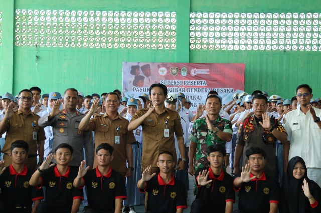 Sebanyak 157 pelajar dari berbagai sekolah di Ketapang mengikuti seleksi calon Pasukan Pengibar Bendera Pusaka (Paskibraka) merah putih.