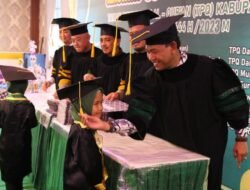 Wisuda 305 Penghatam Al-Qur’an. Farhan: Bentuk Pribadi Anak