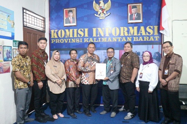 Komisi Informasi Provinsi Kalimantan Barat (Kalbar) mencatat hingga tanggal 31 Maret 2023, badan publik di Kalbar telah 100 persen menyampaikan Laporan Layanan Informasi dan Dokumentasi (LLID) tahun 2022.