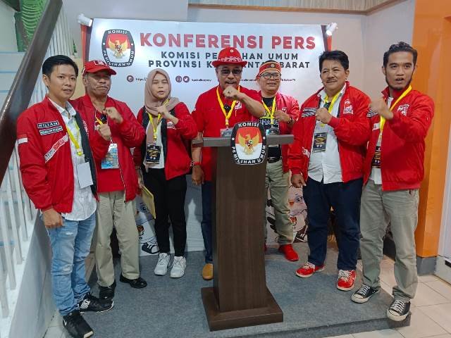 Partai Solidaritas Indonesia (PSI) Kalbar menyatakan memiliki dua DNA yakni antikorupsi dan antiintoleransi. Kedua DNA ini menjadi jualan politik PSI Kalbar agar bisa meraih kursi DPRD Kalbar di Pemilu 2024.