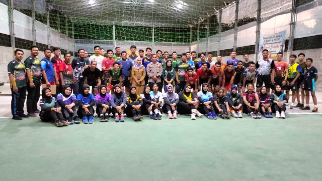 Kabupaten Kubu Raya telah menyiapkan tim bola voli untuk diterjunkan di ajang Kapolda Cup yang dihelat pada 15 Juni 2023.