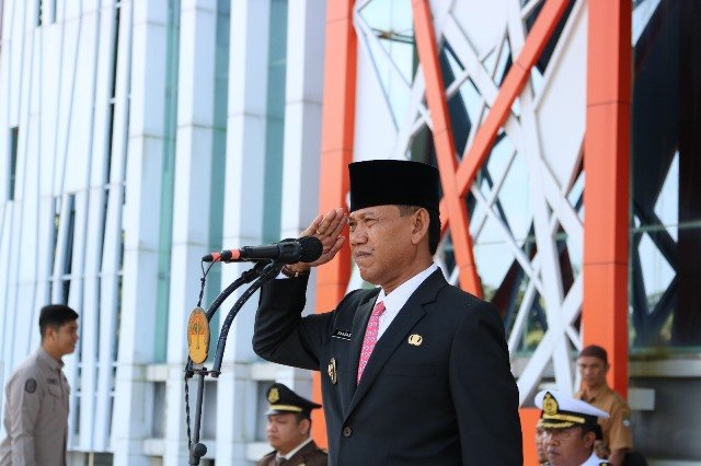 Wakil Bupati Ketapang Farhan saat memimpin peringatan Hari Kebangkitan Nasional (Harkitnas), Senin (22/5)