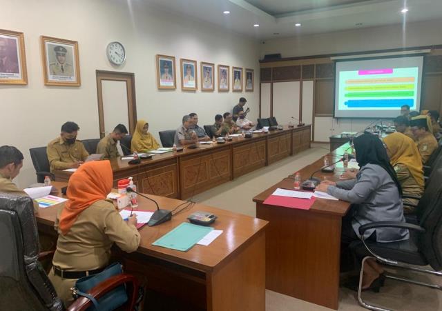 Panitia Festival HAM melakukan persiapan pada Selasa (12/9) di Kantor Gubernur. Festival HAM berlangsung di Kota Singkawang pada 16-19 Oktober 2023