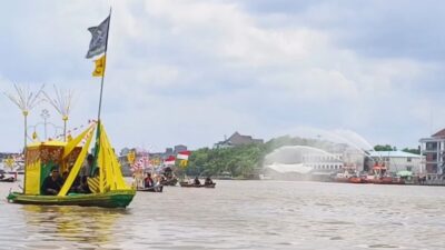 Napak Tilas Kapal Berornamen Melayu Mengenang Berdirinya Pontianak