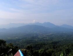 Yookkk ke Bukit Pajamet Untuk Menghilangkan Penat Bekerja